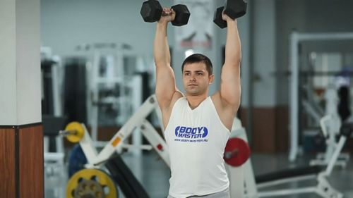 Sustanon 250 w kulturystyce: skuteczność, działanie i bezpieczeństwo